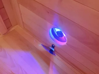 Подача пара в кедровую бочку должна осуществляться с помощью специальной форсунки «мягкого распыления»